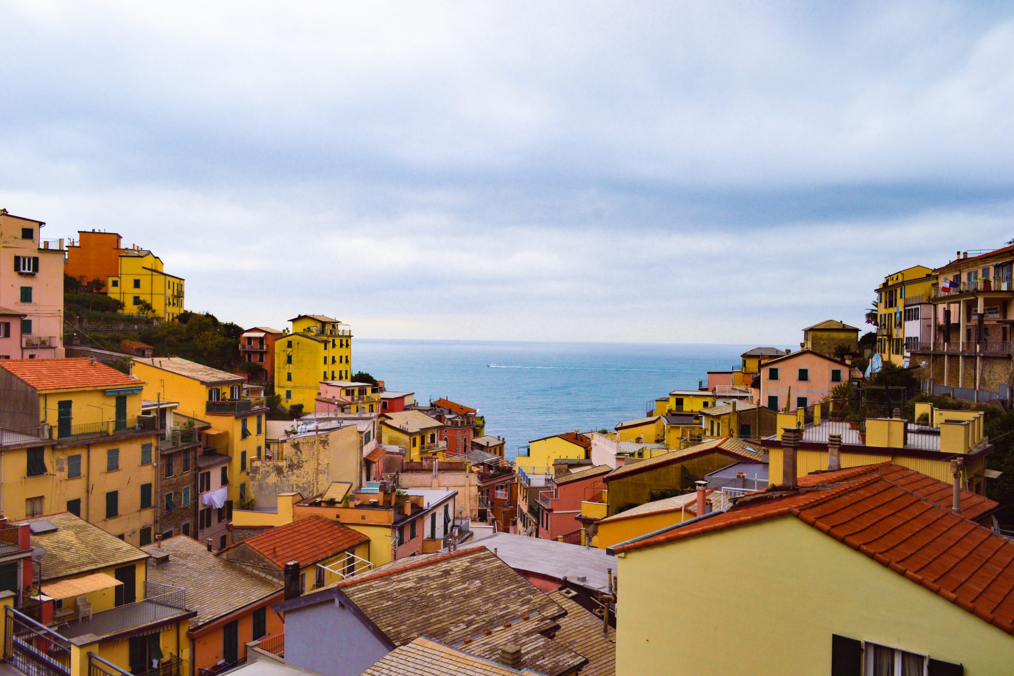 A Complete Guide To Cinque Terre, Italy. Every Day A Vacation