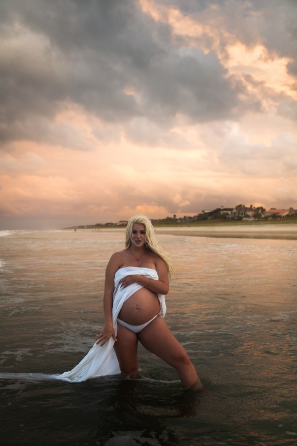 DSC09328 Maternity Photos