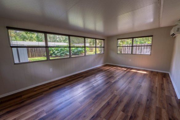 Sunroom AirBnb’s/Real Estate